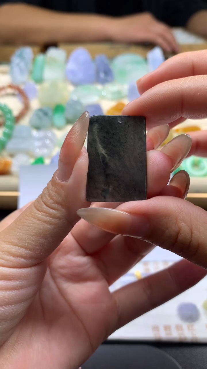 【闪购商品】定制翡翠未镶嵌翡翠