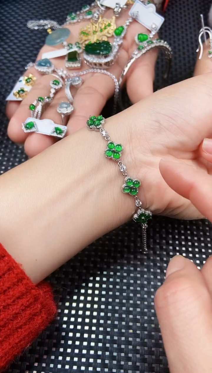 【闪购商品】翡翠手链未镶嵌111111111