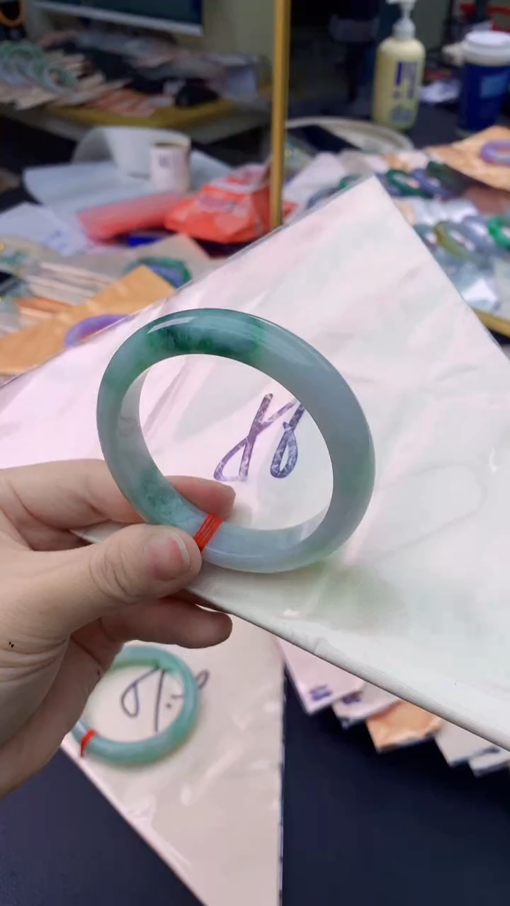 【闪购商品】翡翠手镯未镶嵌0532378339