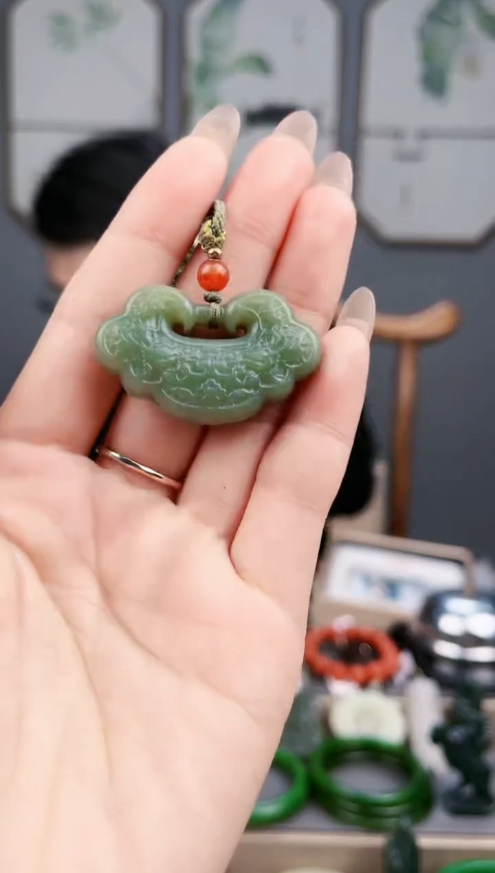 【闪购商品】和田玉颈饰未镶嵌AA多样性发货 拍一发一