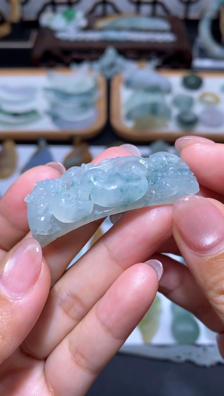 【闪购商品】定制翡翠未镶嵌手牌