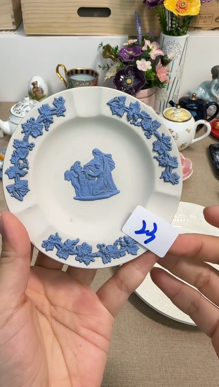 瓷片贝***了泡泡家的瓷器真好看