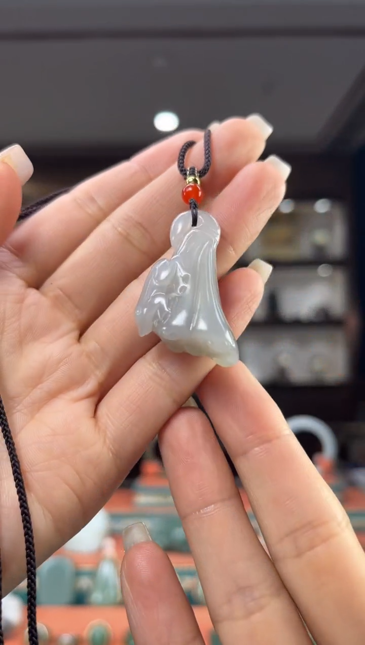 颈饰未镶嵌和田玉佩佩