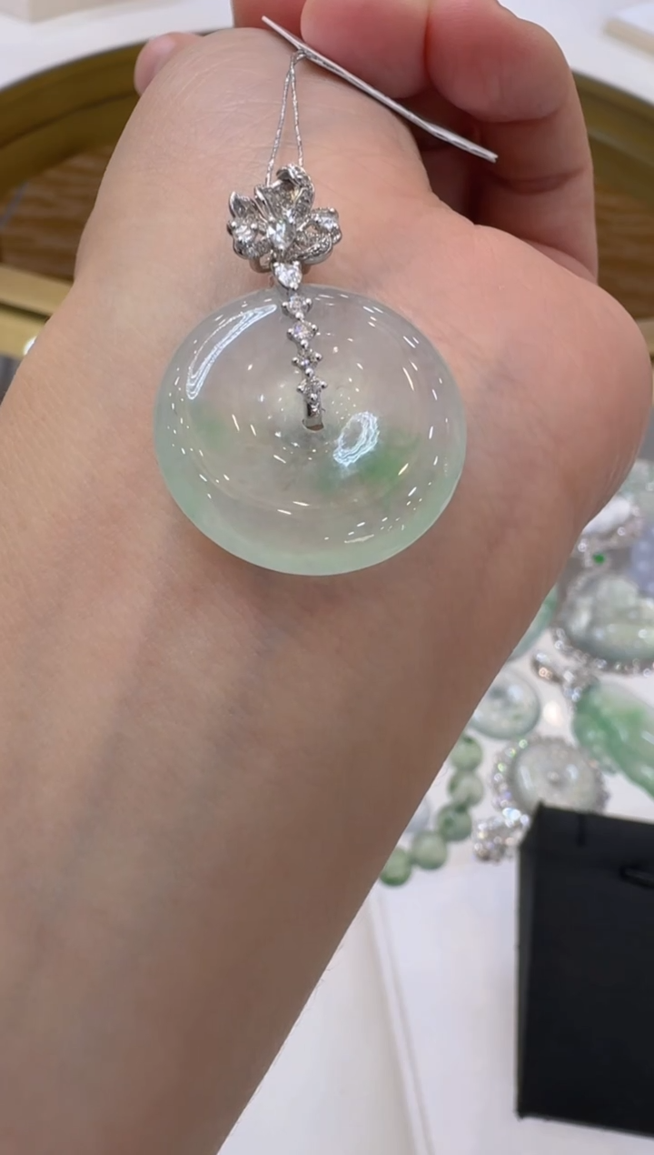 【闪购商品】翡翠吊坠(不含链)18K金镶嵌多样性团购发一件