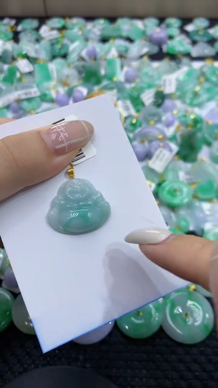 翡翠18K金镶嵌颈饰天然缅甸翡翠A货