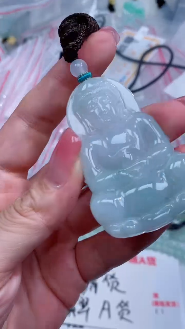 翡翠未镶嵌颈饰吊坠