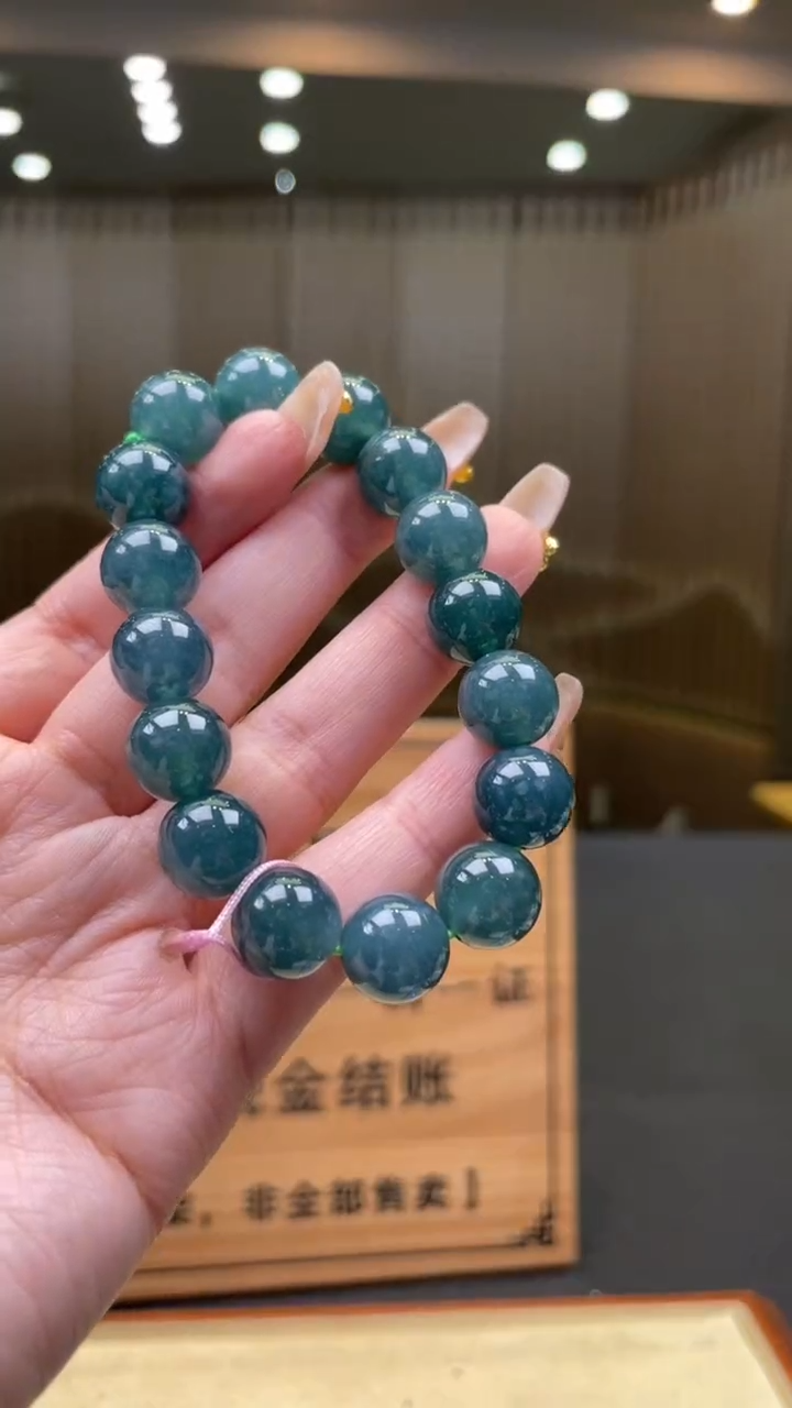 【闪购商品】定制翡翠未镶嵌      *A17 (只发一件) 