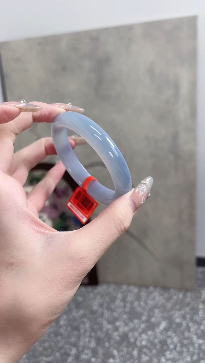 【闪购商品】玛瑙/玉髓手镯未镶嵌58圈 需要包容