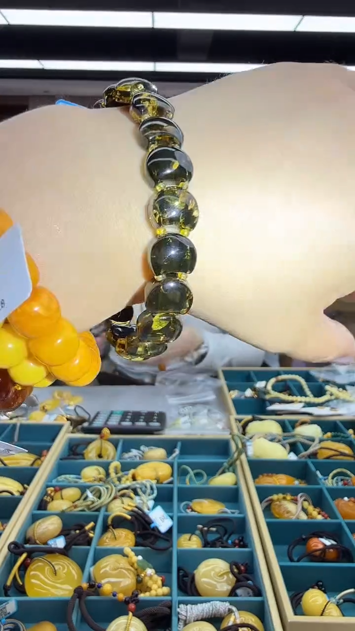 手链琥珀未镶嵌202秒拍号 假一罚三 