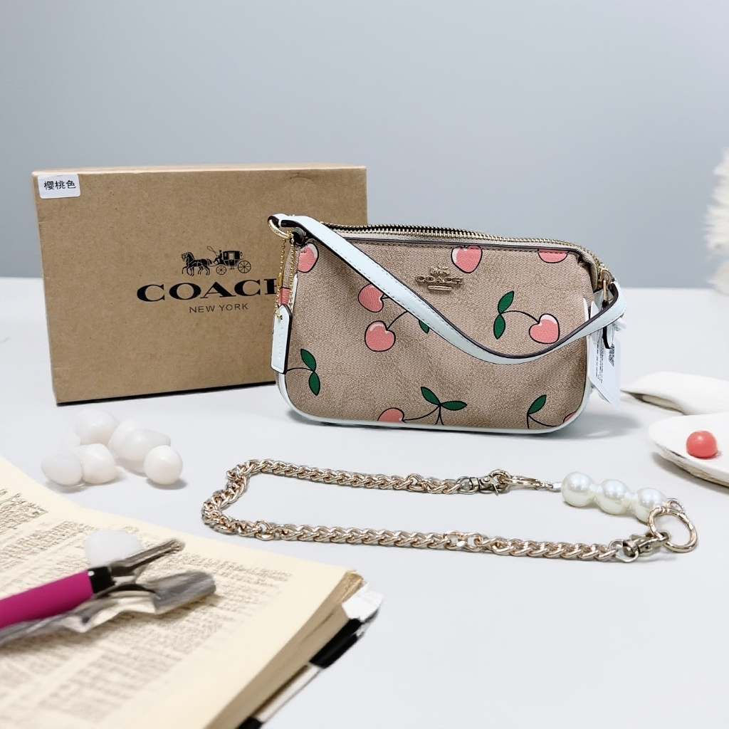 95新 COACH/蔻驰  卡其色樱桃麻将包 1890 2362 