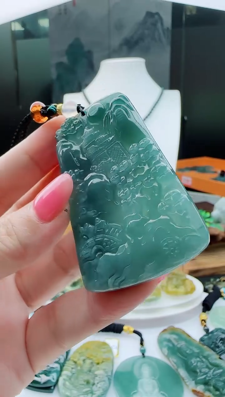 【闪购商品】翡翠颈饰未镶嵌111111111
