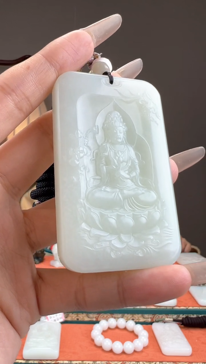 【闪购商品】和田玉颈饰未镶嵌1