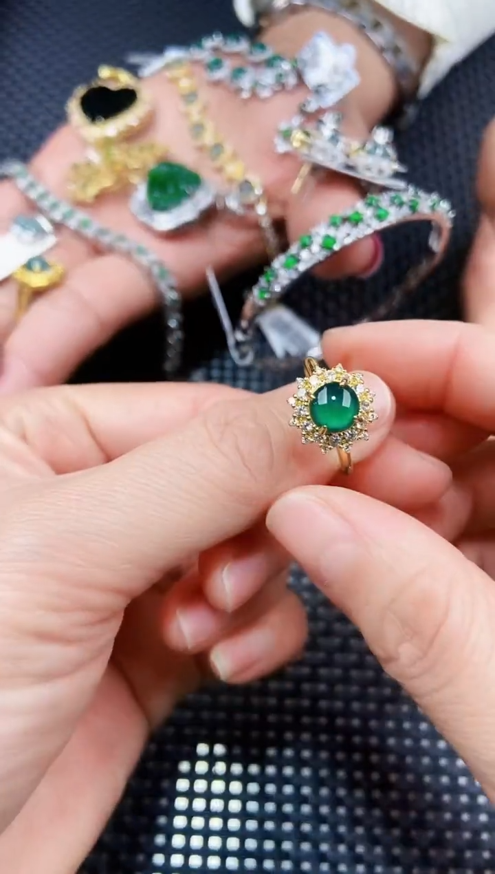 【闪购商品】翡翠戒指未镶嵌11111111