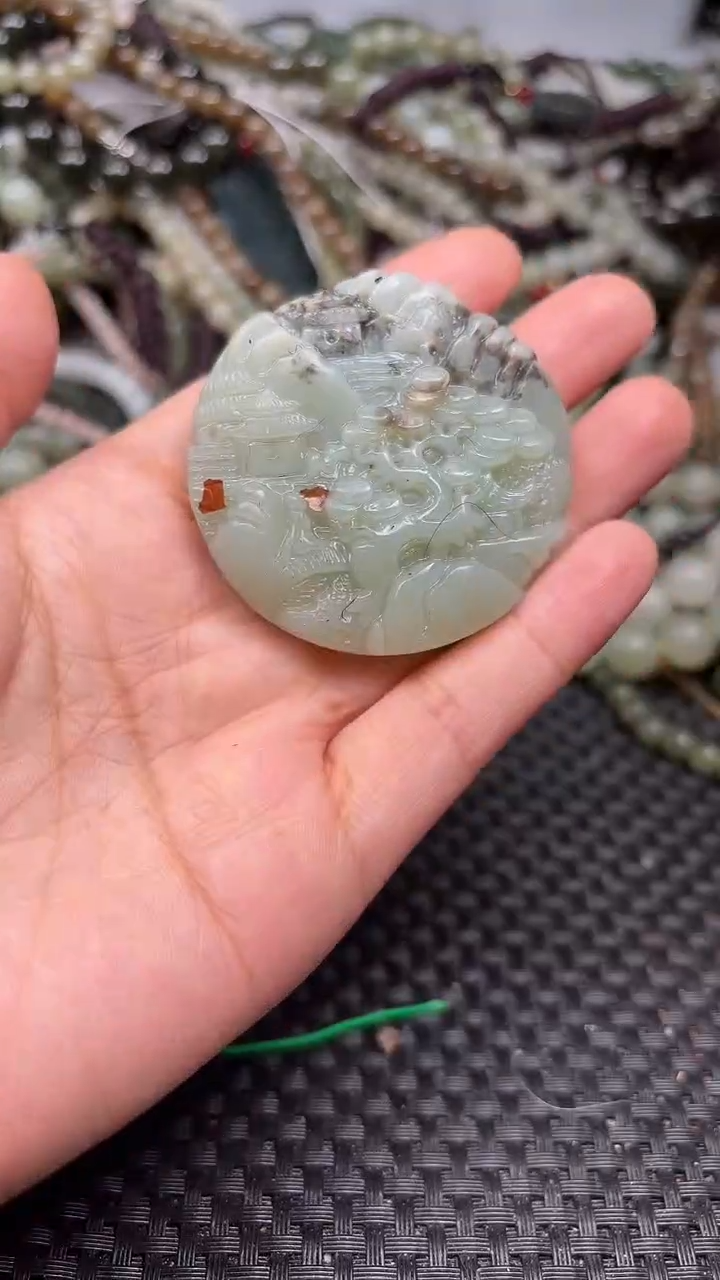 颈饰未镶嵌和田玉1