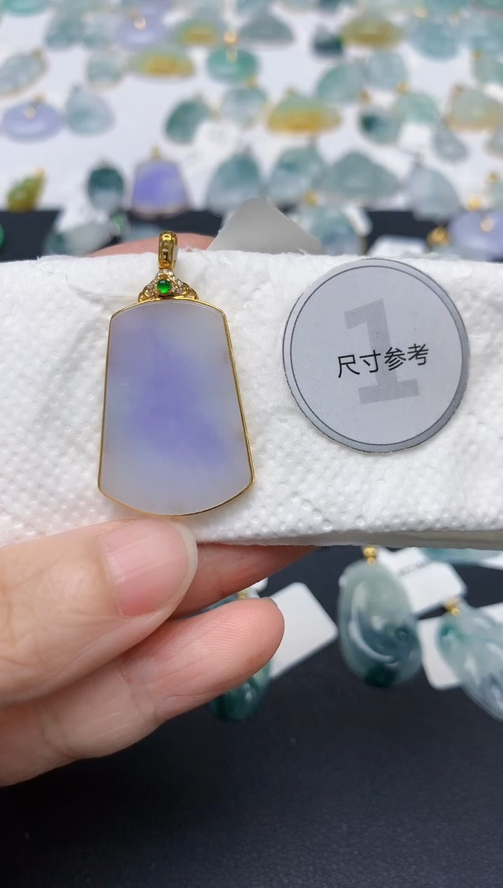 翡翠18K金镶嵌颈饰天然缅甸A货翡翠1