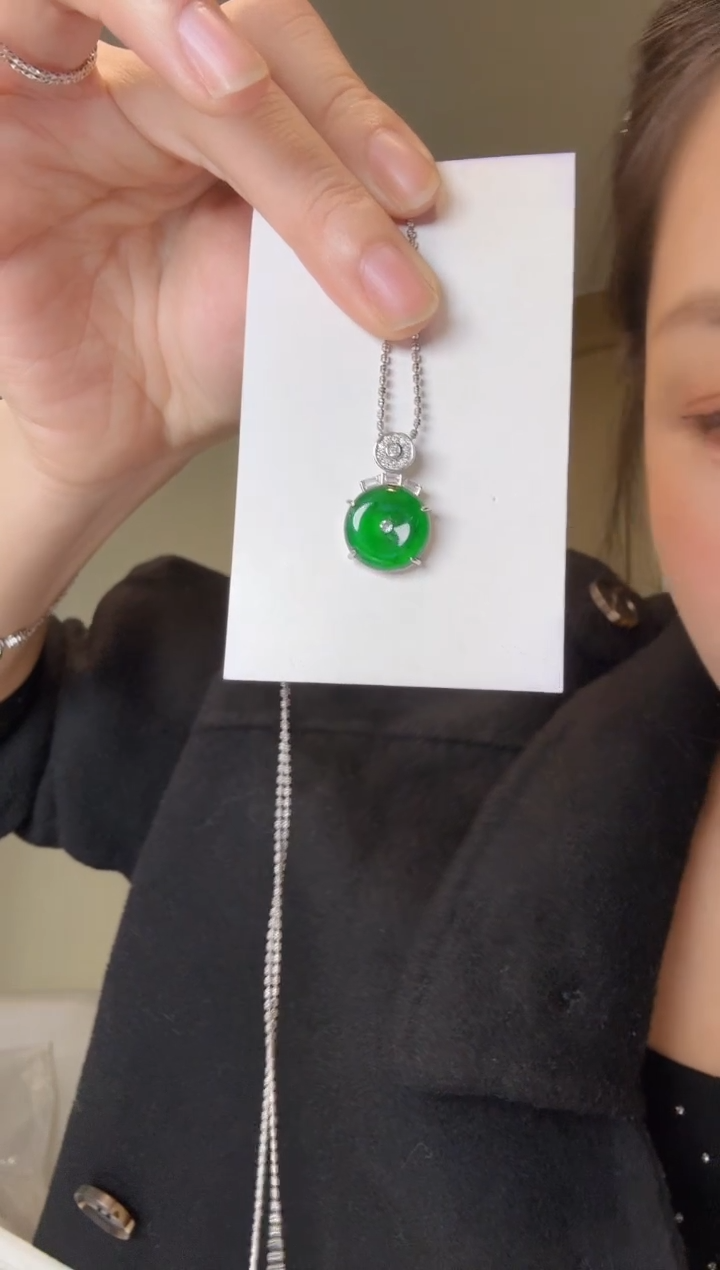 【闪购商品】翡翠吊坠(不含链)银S925镶嵌天然翡翠吊坠1