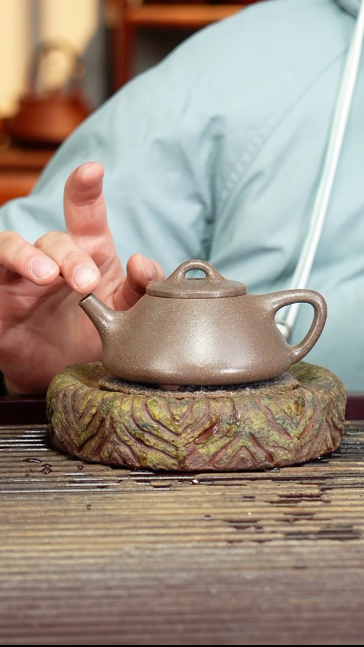 宜兴原矿紫砂壶茶壶160c