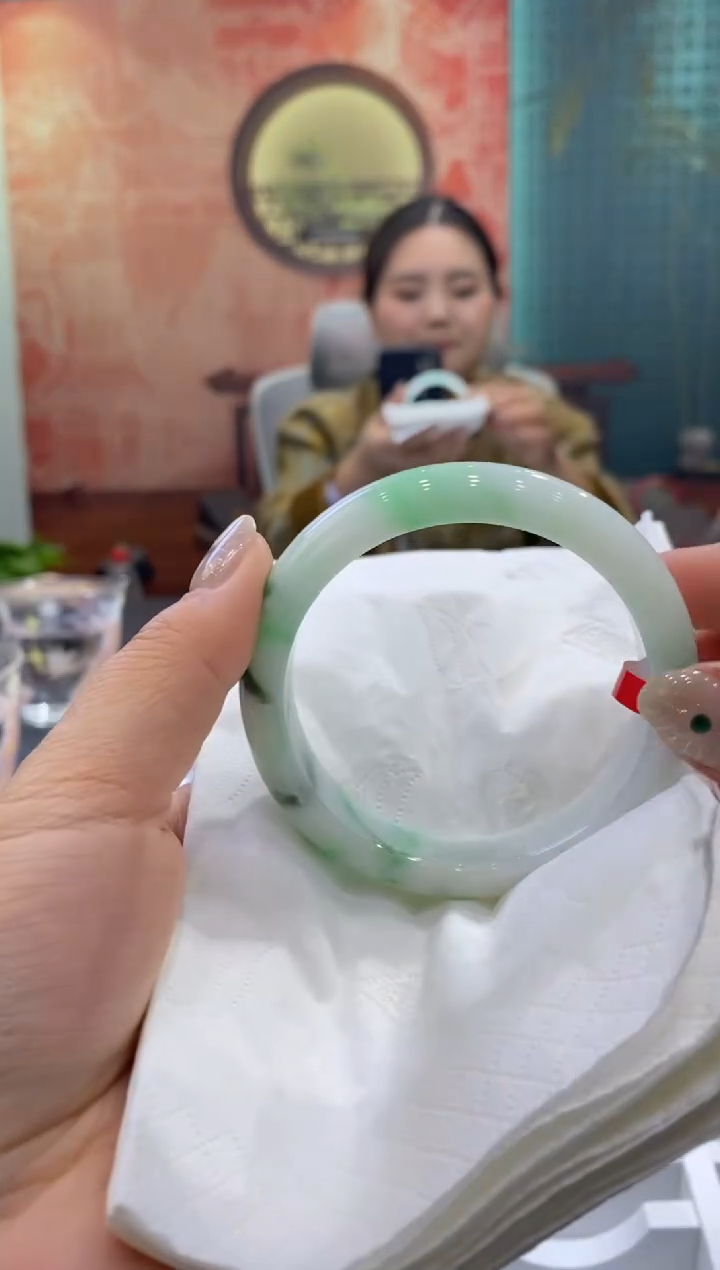 未镶嵌手镯翡翠多人00011032