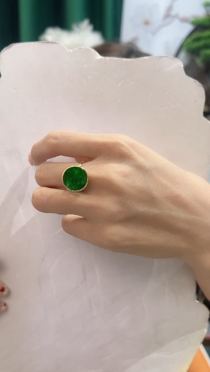 【闪购商品】翡翠戒指银S925镶嵌8888888888