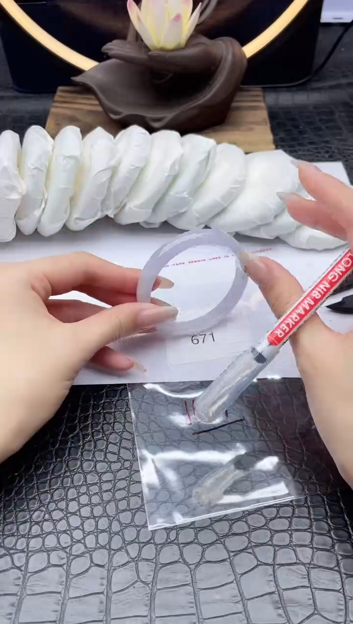 未镶嵌手镯翡翠翡翠一物一图671