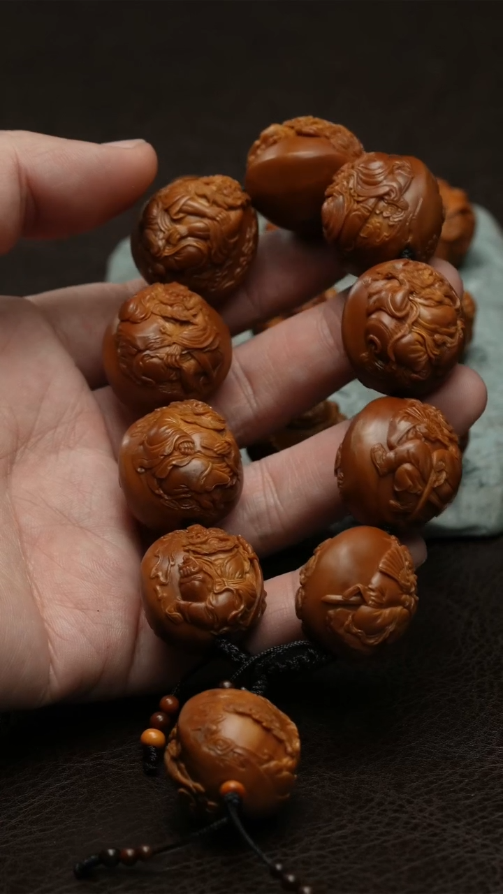 【闪购商品】橄榄核吊坠风景钟馗