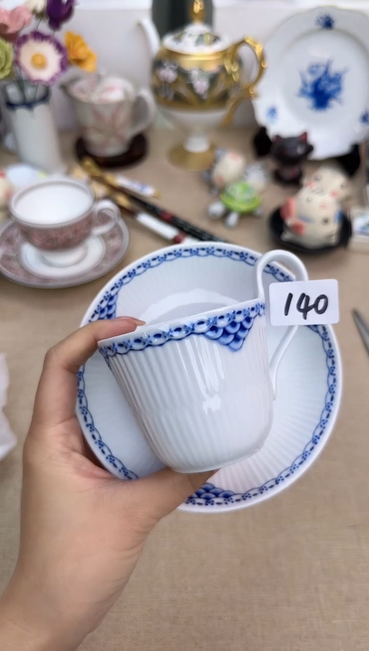 瓷片泡泡家的瓷器真好看
