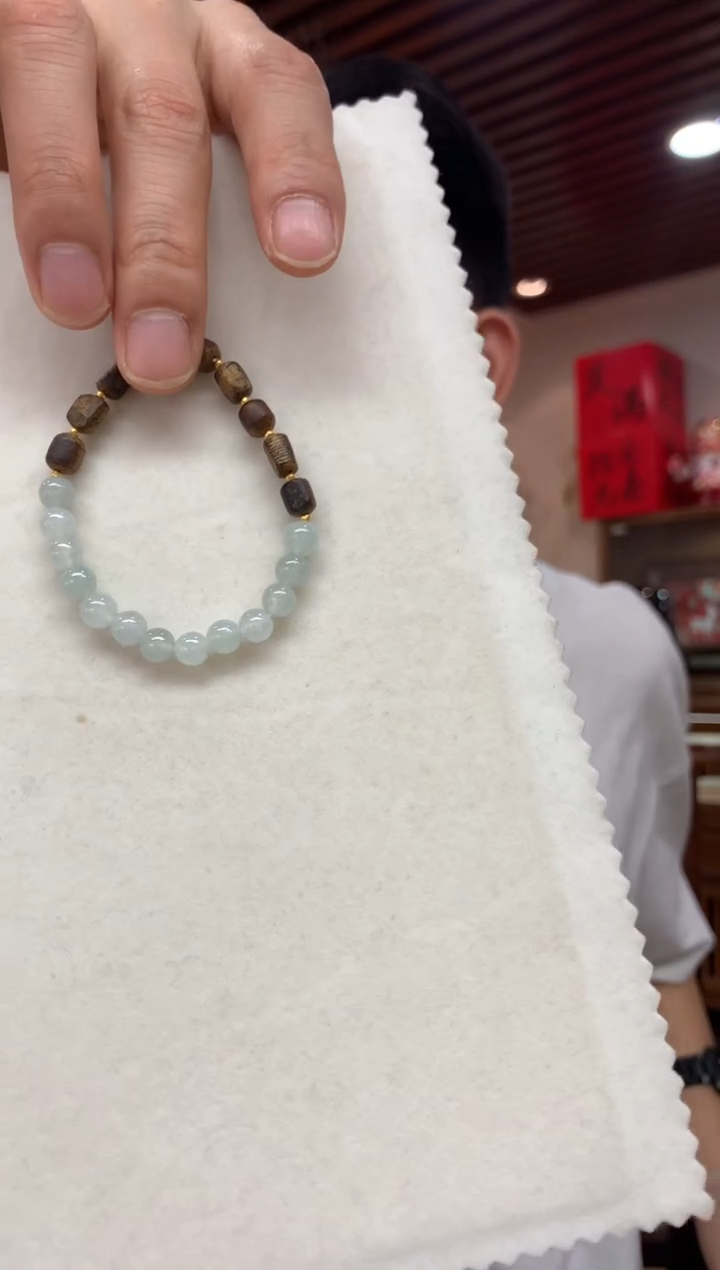 【闪购商品】翡翠手串18K金镶嵌手串