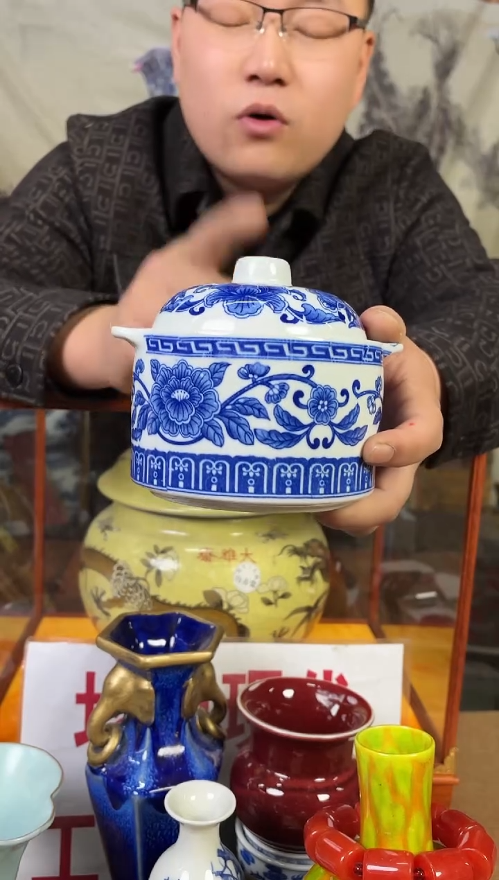 摆件陶瓷高端艺术品Y424