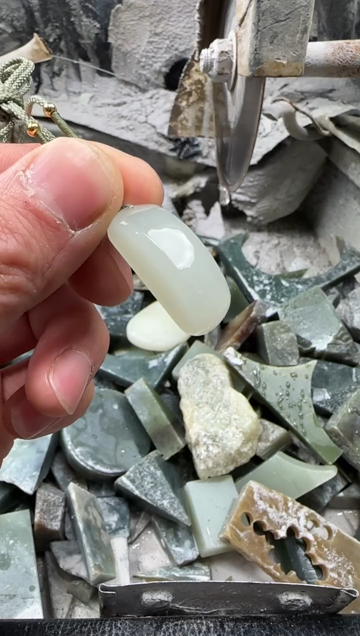 【闪购商品】和田玉颈饰未镶嵌吊坠