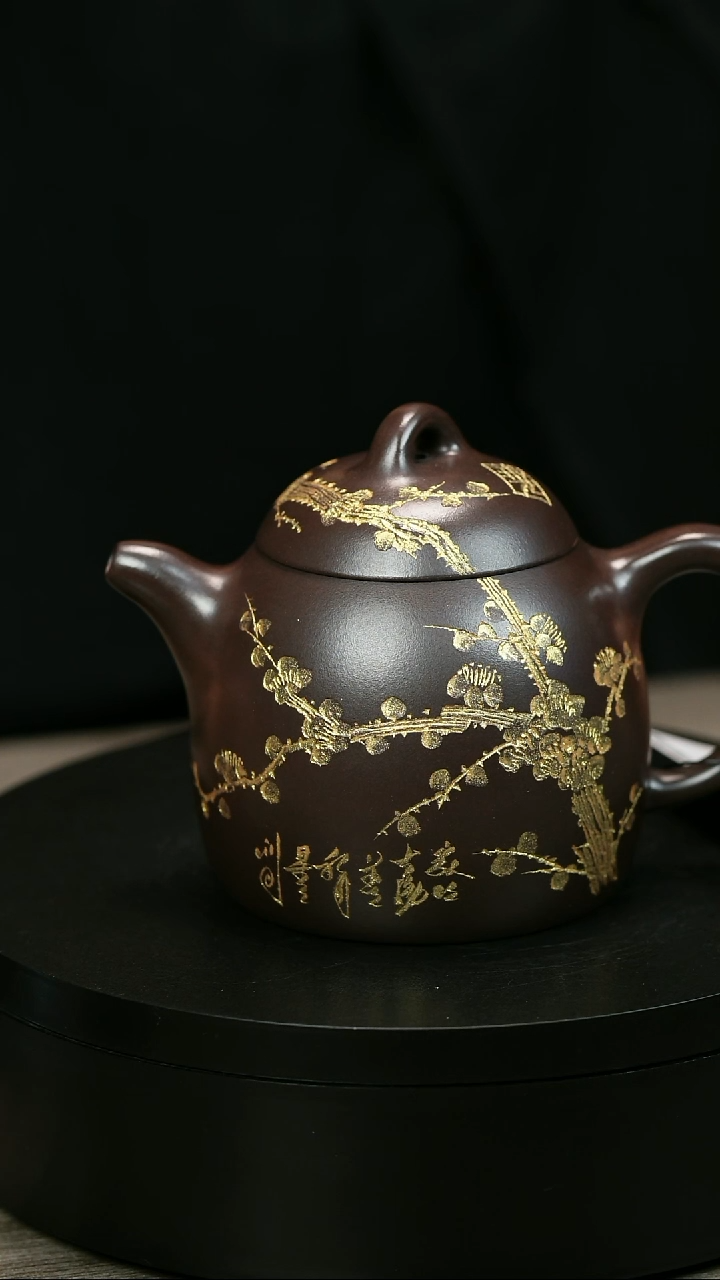 茶壶紫砂骑*者H1991李琴紫泥描金刻绘秦权