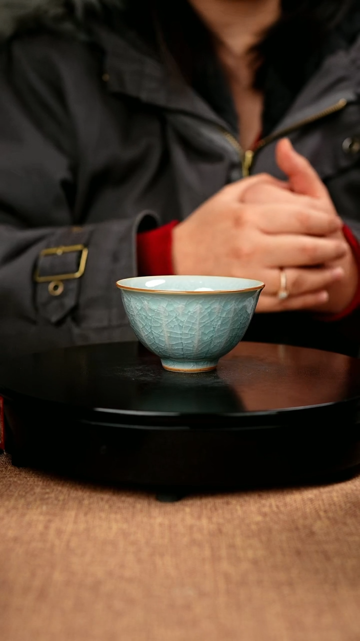 【闪购商品】赵欢手签款原矿汝瓷冰片釉莲心杯