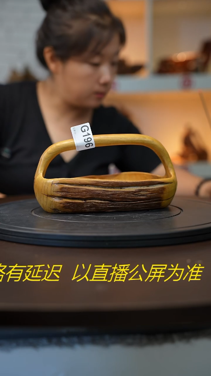 木木雕款阿****?云南黑黄檀根艺摆件
