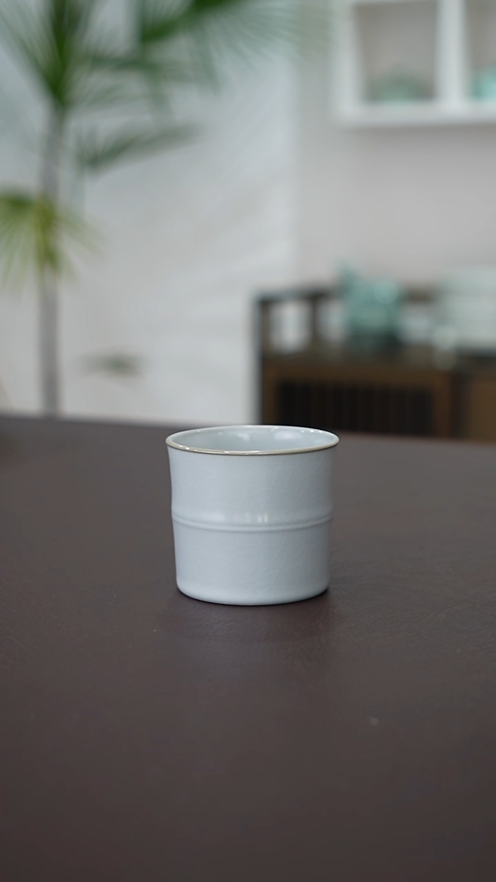 月白釉竹节杯  有暇福利    