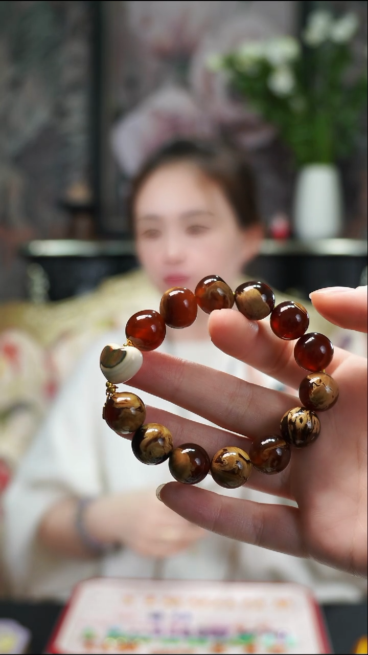 手串琥珀18K金镶嵌手串