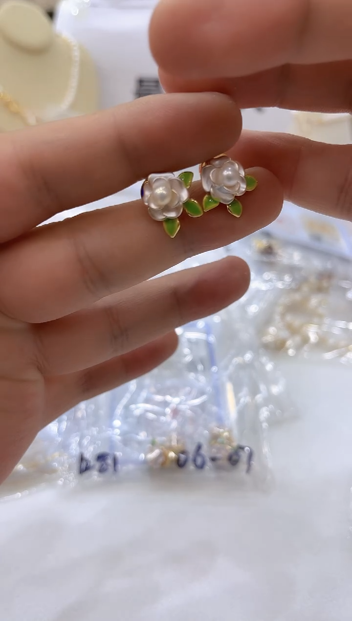 淡水珍珠银S925镶嵌颈饰ED1281