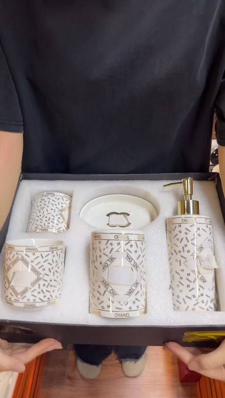 杯鸿辉家品牌瓷器，京东包邮！