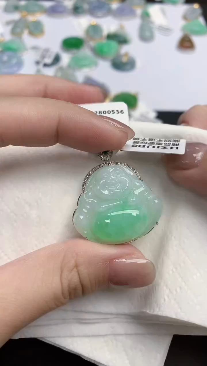 【闪购商品】翡翠颈饰18K金镶嵌天然缅甸翡翠A货