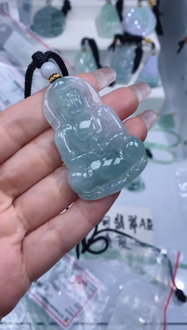 颈饰未镶嵌翡翠吊坠