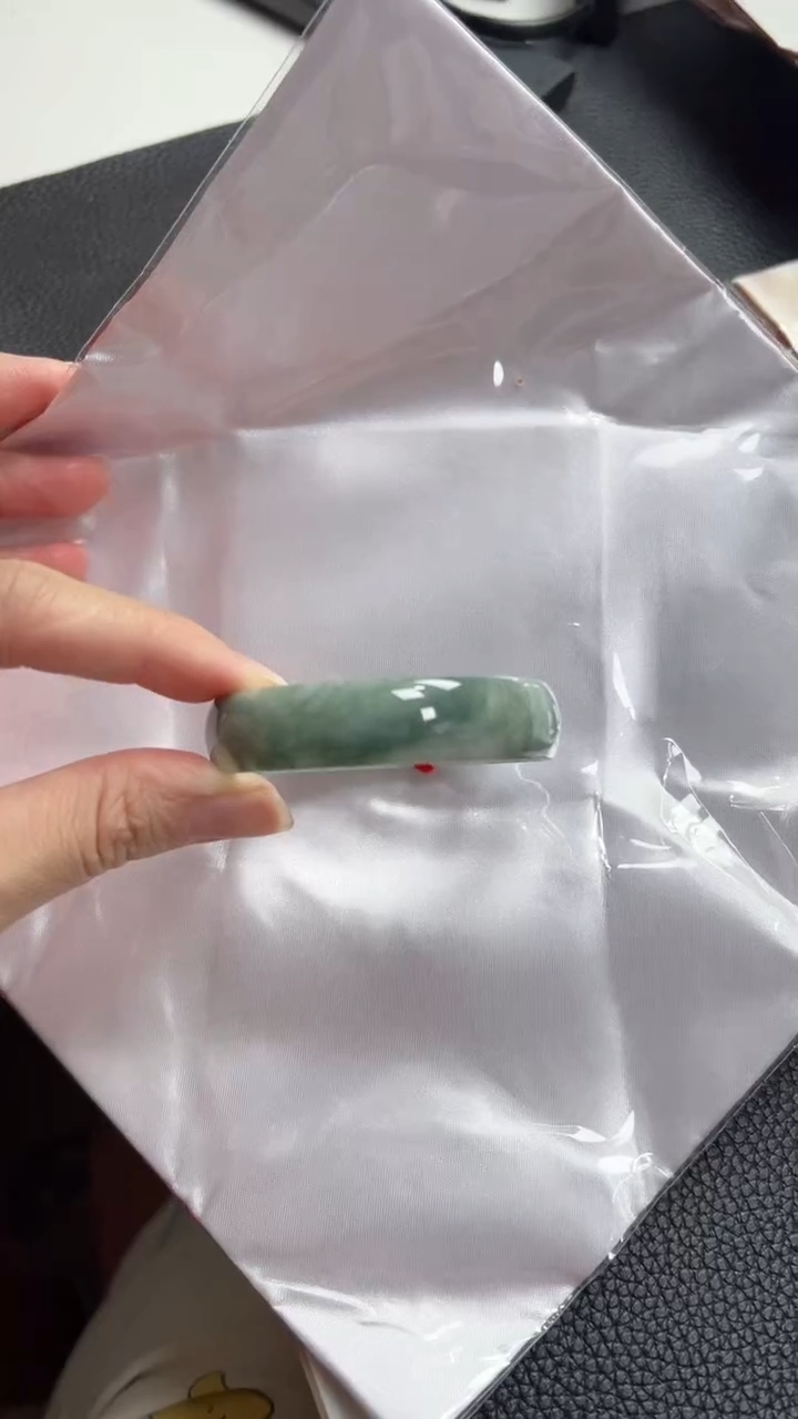 未镶嵌手镯翡翠圈口53