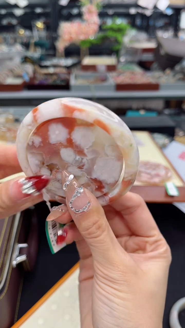 【闪购商品】石英质玉手镯未镶嵌58圈口（赠品镯心）6821059