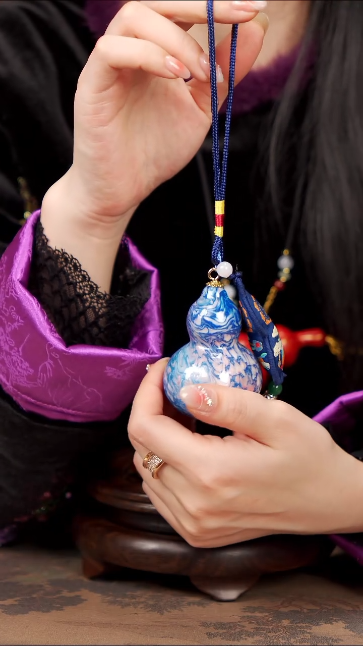 【闪购商品】56易林漂漆手捻葫芦------68