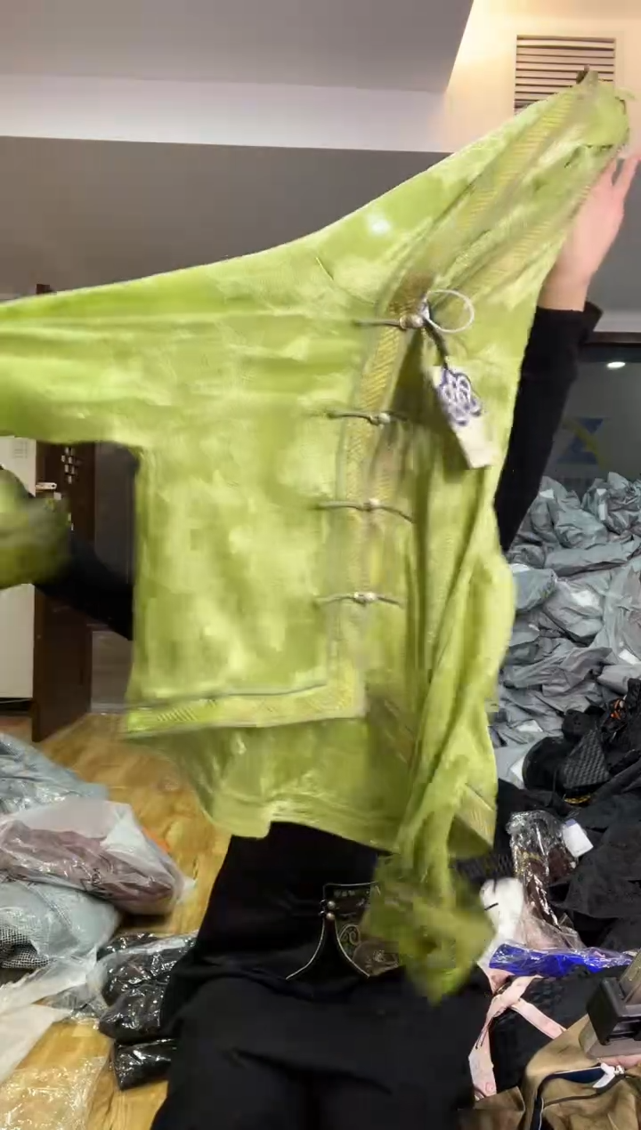 防晒  S  105斤以里