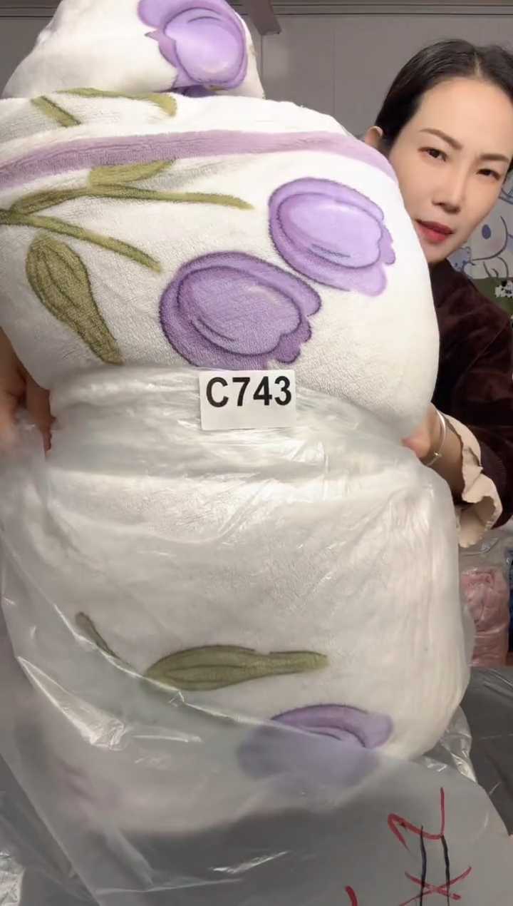 牛奶绒743瑕疵被罩枕套