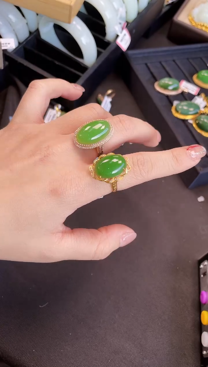 【闪购商品】和田玉戒指18K金镶嵌多样性发一