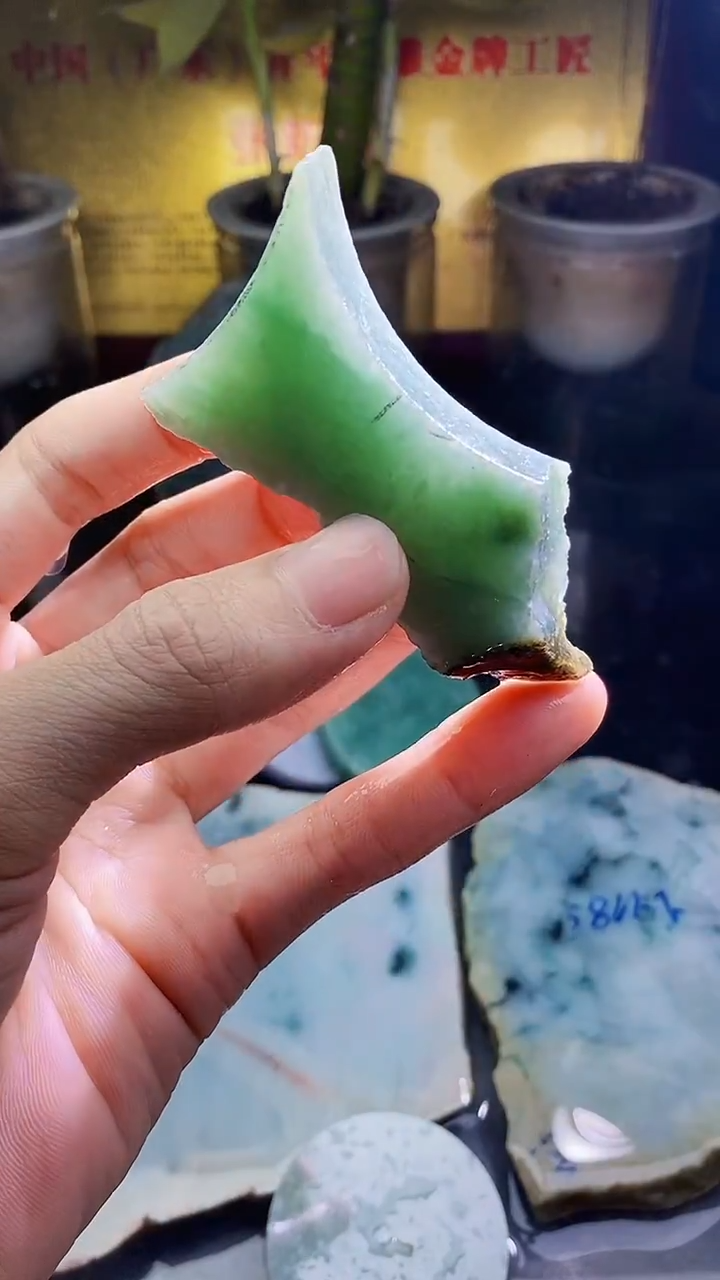 未镶嵌挂件翡翠小雨202