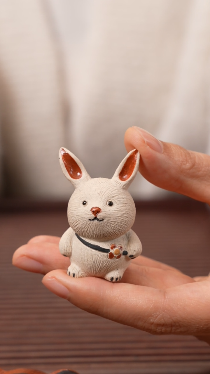 【闪购商品】紫砂茶宠精工兔兔