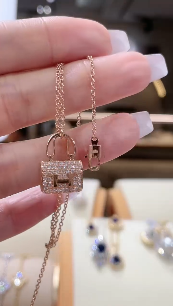 【闪购商品】钻石颈饰18K金镶嵌项链