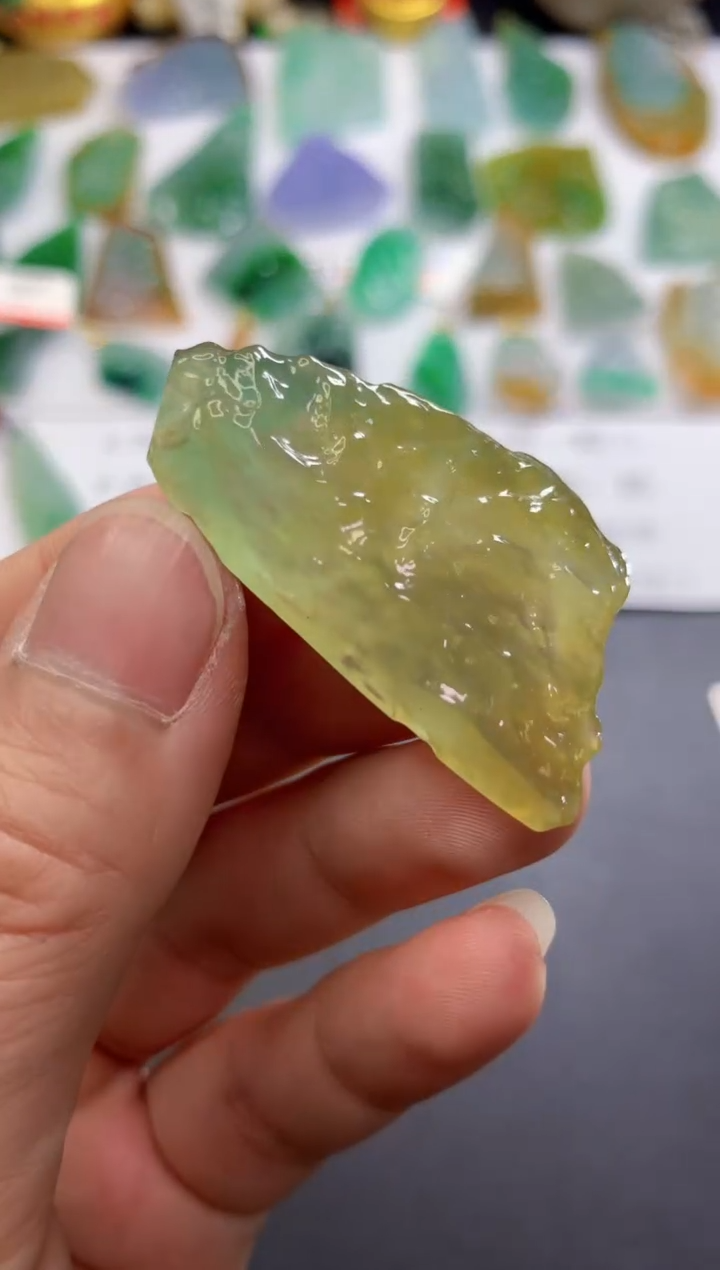 【闪购商品】翡翠吊坠(不含链)未镶嵌528