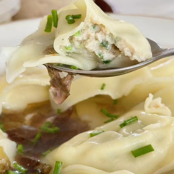 *鲜掉眉毛的江南美味-原味刀鱼馄饨 2袋*300g/袋， 共24颗