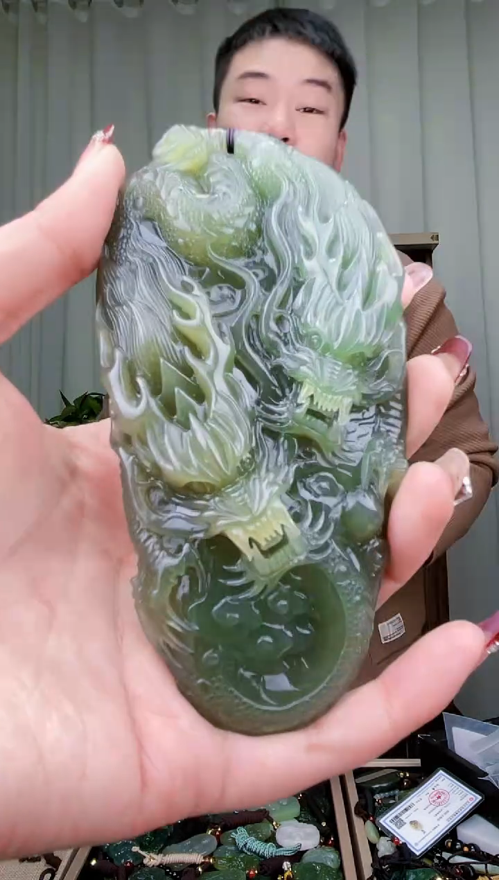 【闪购商品】和田玉挂件未镶嵌拍一发一，多样性发货